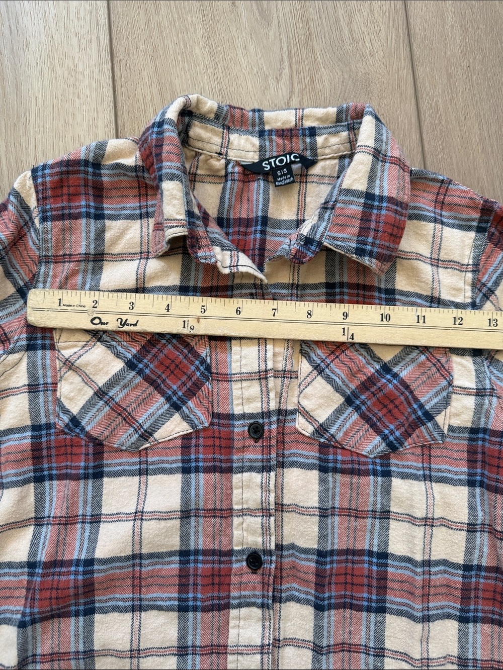 Stoic Women's Cream & Red Plaid Button-Down Shirt - Picture 8 of 9